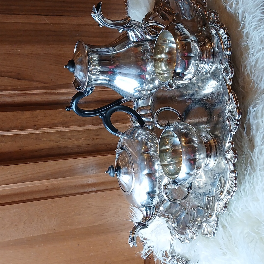 MARLBORO SILVER PLATE E.P. COPPER TEA SET